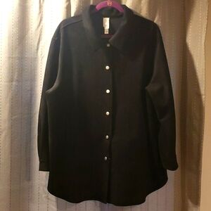 Marla Wynne sueded polyester light weight  shirt jacket with snaps, size 1x
